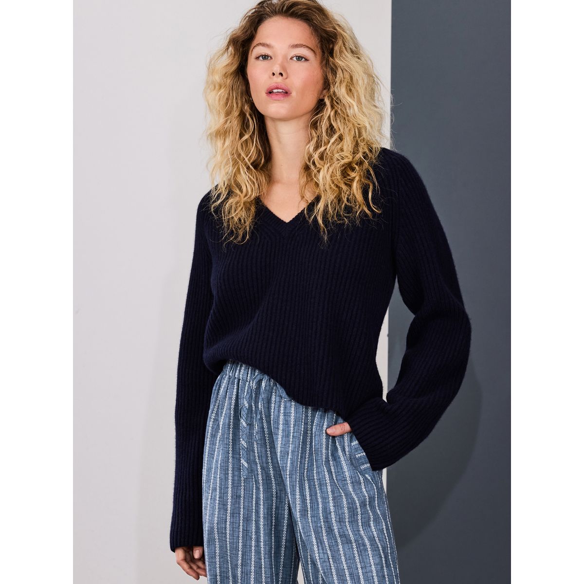 Pantalon large à enfiler effet froissé rayures bleues, NEXT