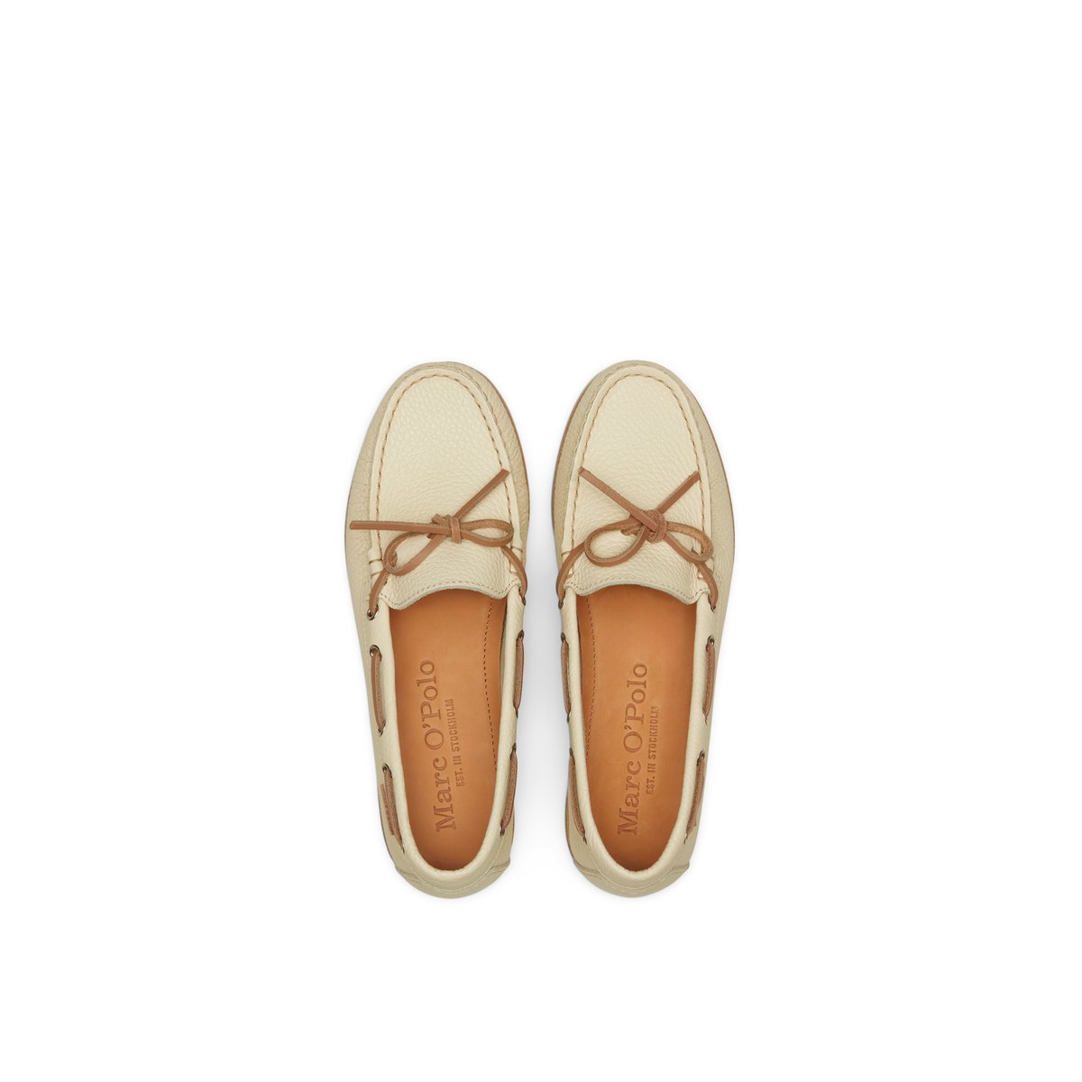 Chaussure bateau en cuir de vache grainé nature, MARC O'POLO