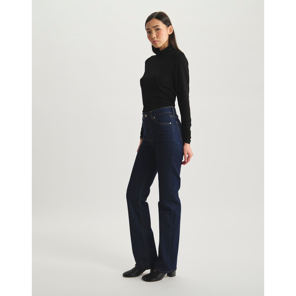 Jean Neil en coton marine bleu, INES DE LA FRESSANGE PARIS
