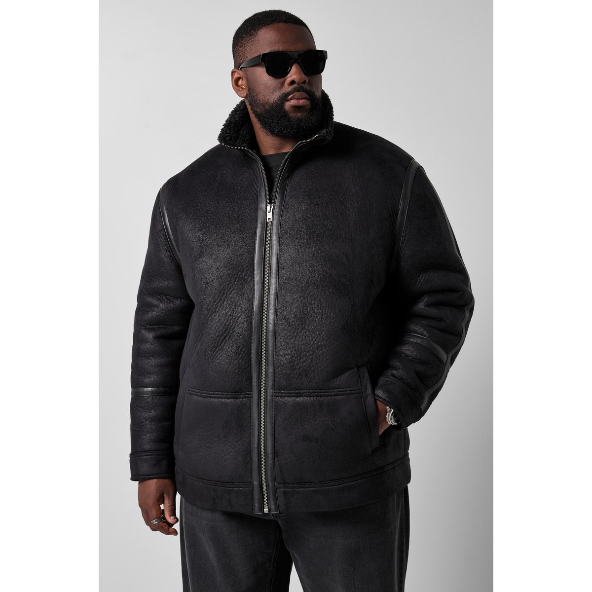 Veste végane aspect cuir noir, STHUGE