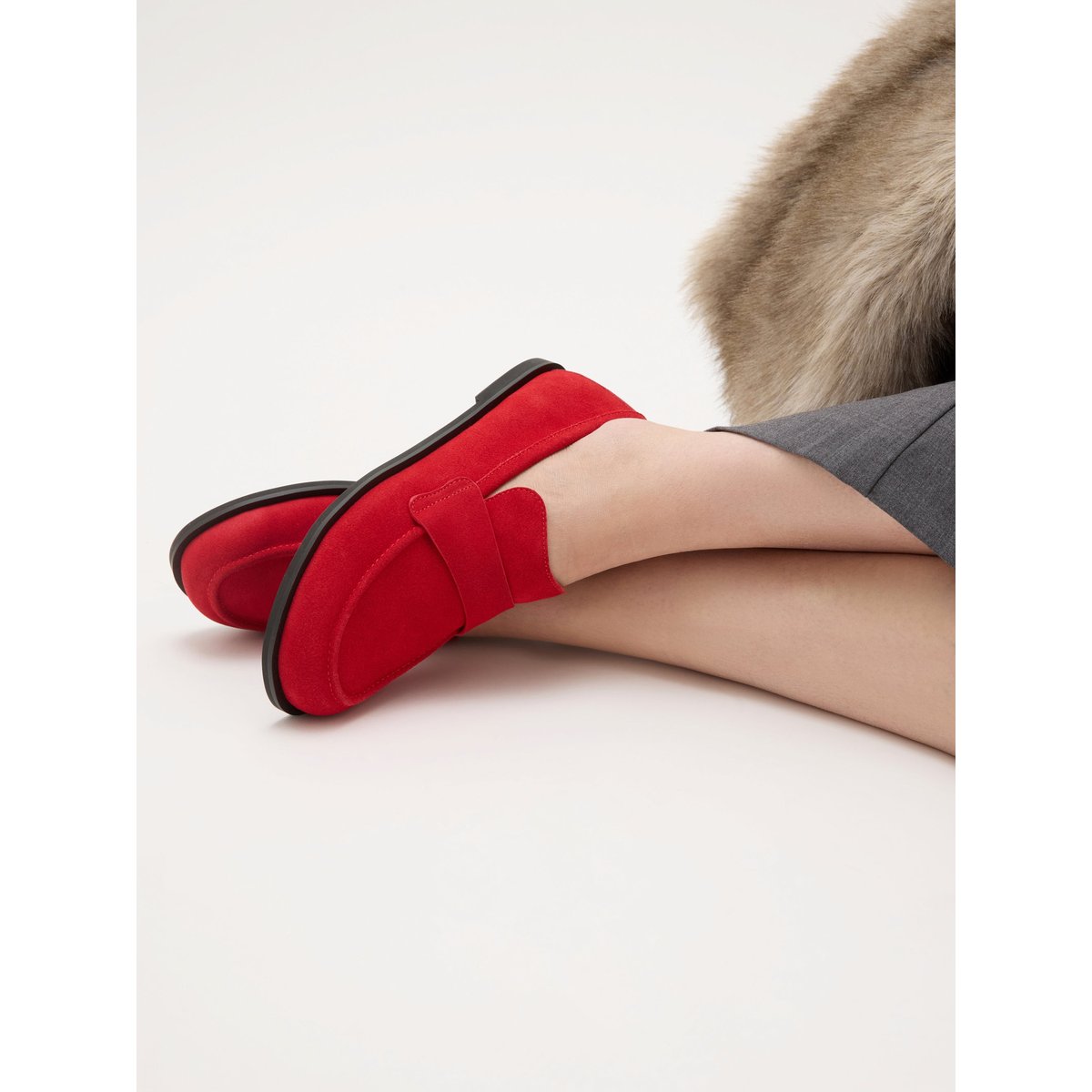 Mocassins avec talon plat et bout rond JUNO rouge, VANESSA WU