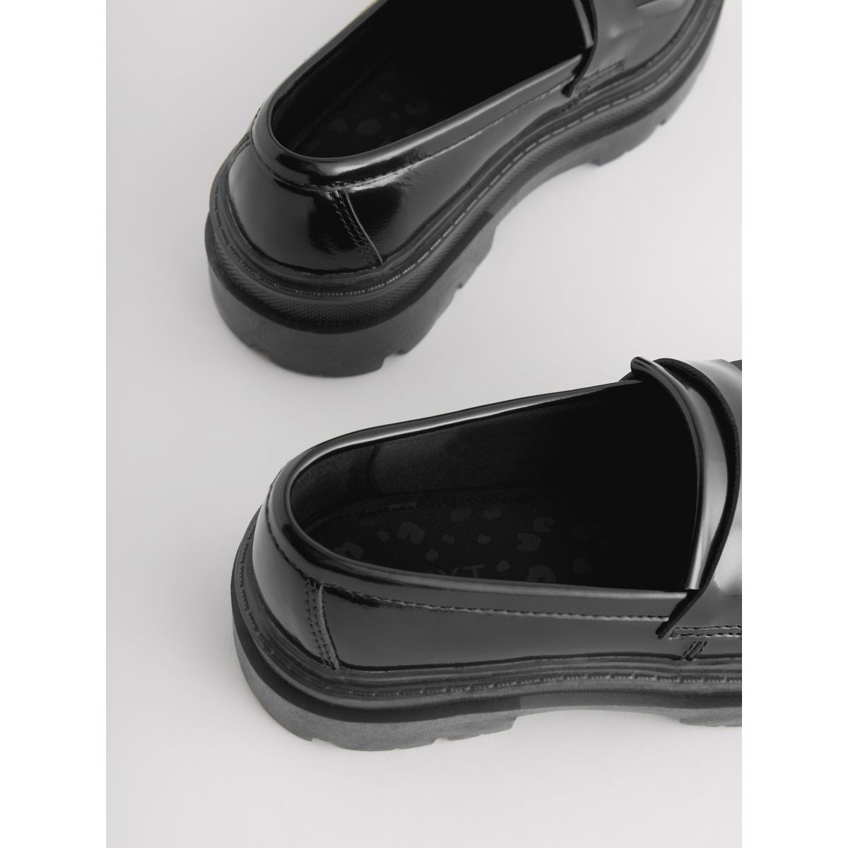 Mocassins d'école à semelle épaisse noir, NEXT