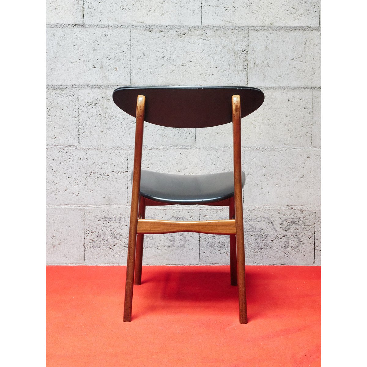 Lot de 4 chaises scandinaves Alma N°1624 - Bon état noir, DEBONGOUT