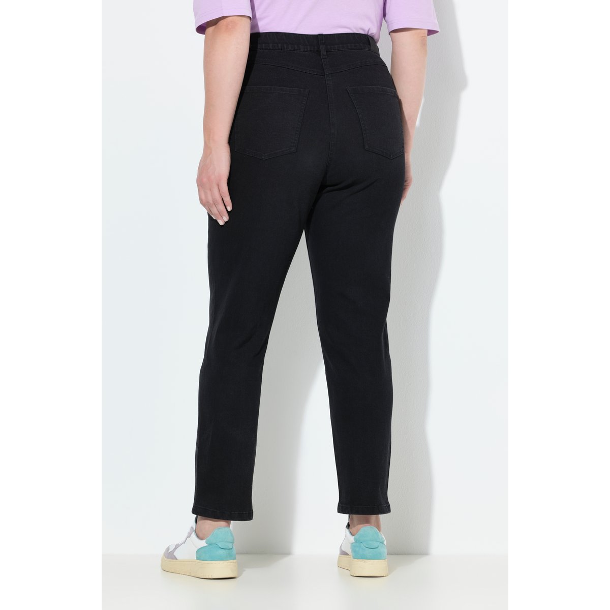 Jean Mom en denim stretch noir, ULLA POPKEN