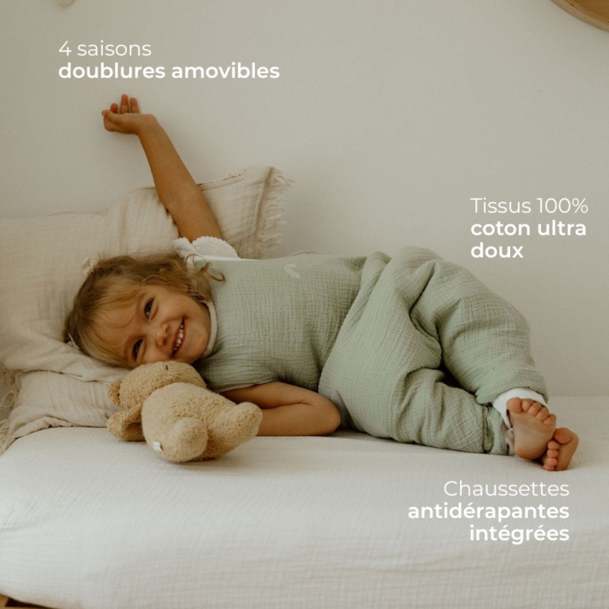 Gigoteuse à pieds avec chaussettes vert, LES PETITES BILLES