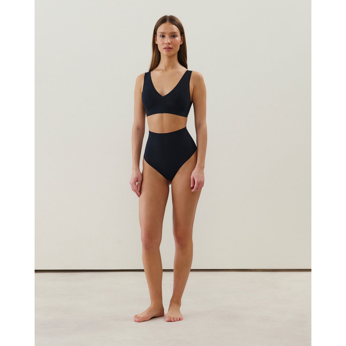 Culotte taille haute en microfibre INVISIBLIZ SMO noir, UNDIZ
