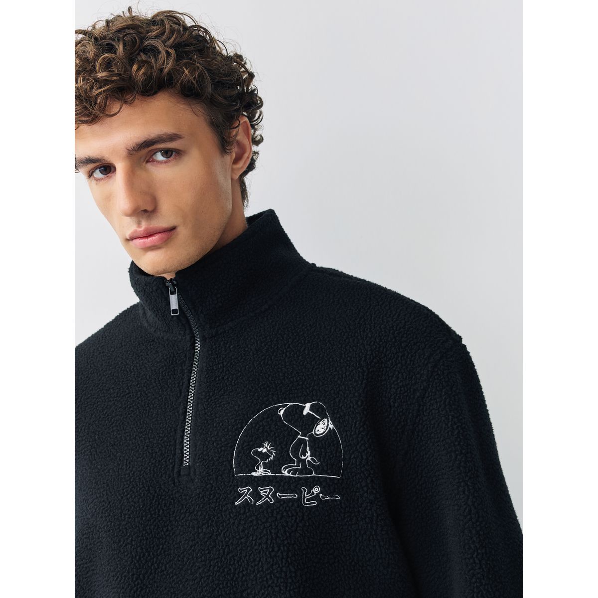 Polaire à col zippé snoopy sous licence noir, NEXT