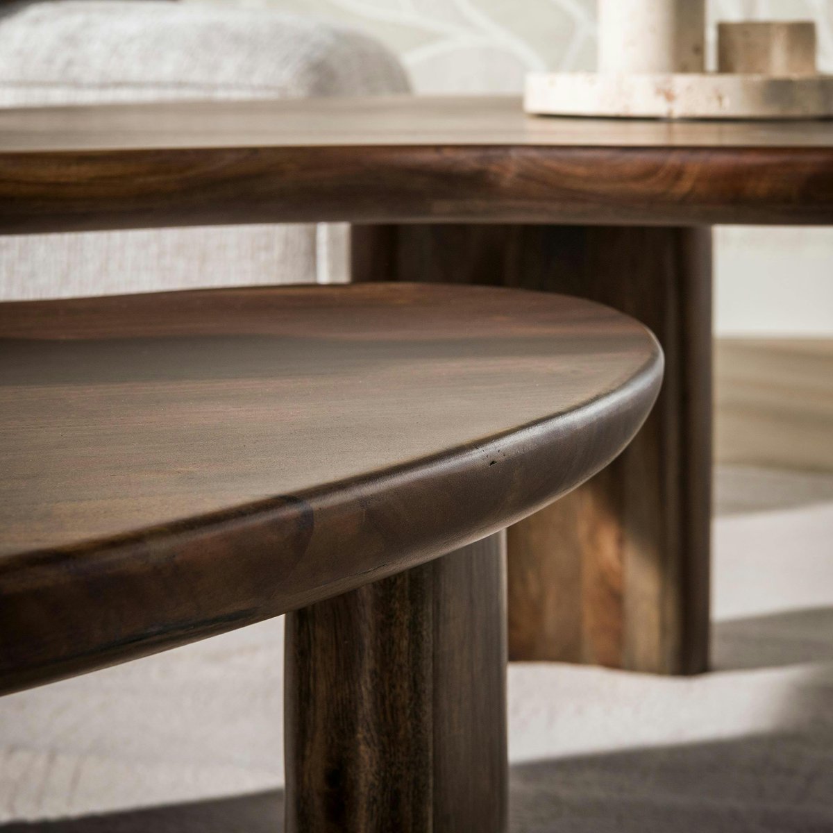 Table gigogne en acacia foncé design organique (x2) NAKO marron, PIER IMPORT