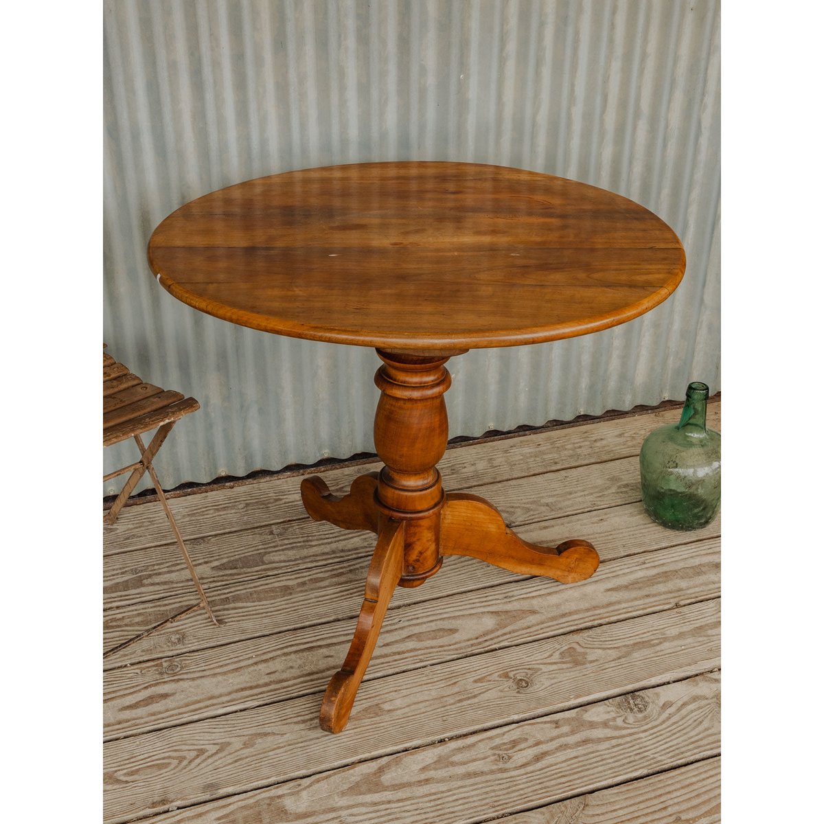 Table à manger en bois Romy N°1325 - Bon état bois foncé, DEBONGOUT