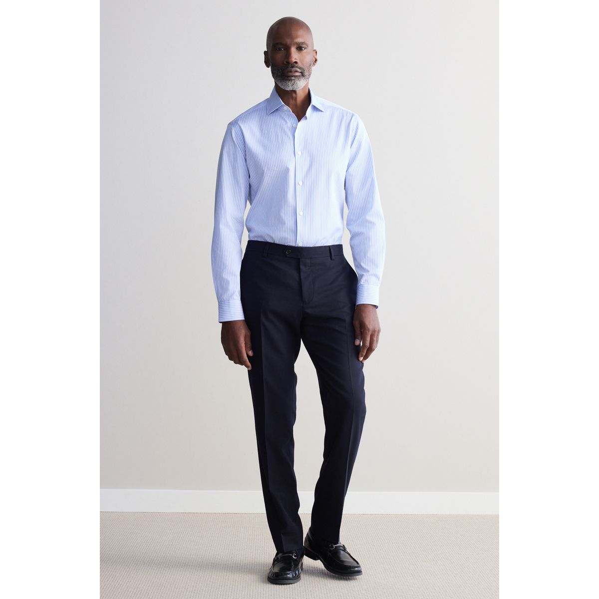 Chemise slim à poignet simple rayures bleues, NEXT
