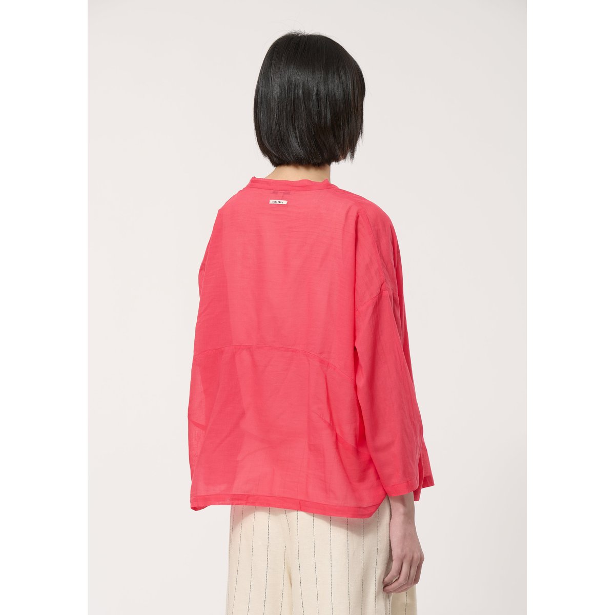 Chemise oversize en voile de coton vermillon, HUMILITY