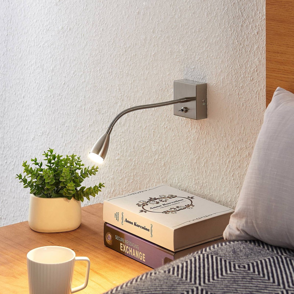 Applique en métal moderneLED, Jolka nickel satiné, LINDBY