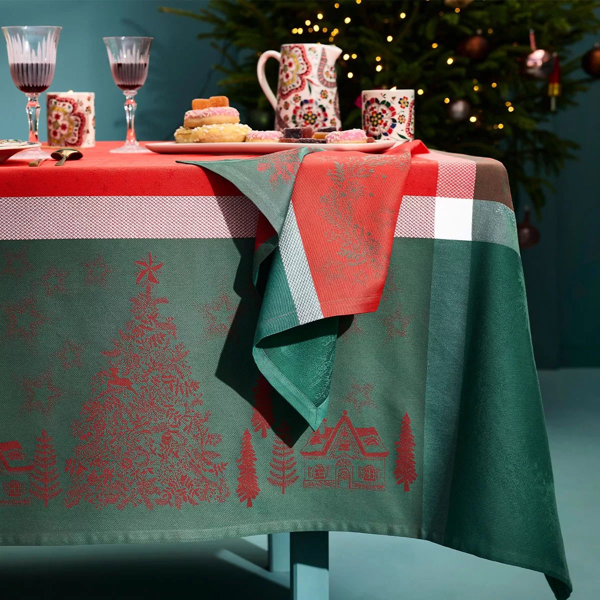 Serviette pur coton NOEL MAGIQUE houx, GARNIER THIEBAUT