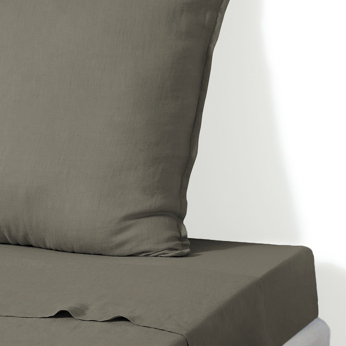 Drap plat lin lavé CAMILLE vert kaki, FEBRONIE