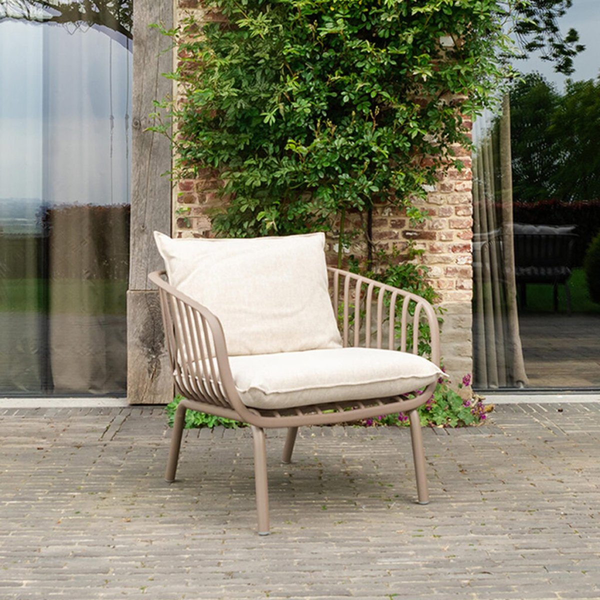 Fauteuil de jardin en résine et acier Marron MARINA marron glacé, WILSA GARDEN