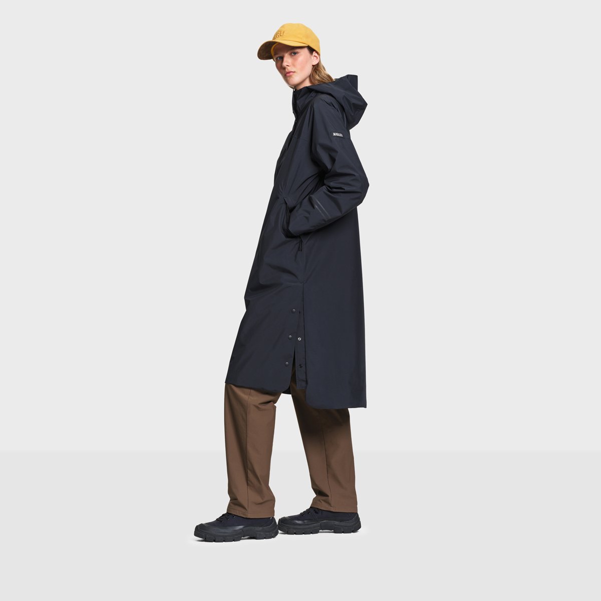 Parka très longue imperméable à fentes et capuche ajustable bleu nuit, AIGLE