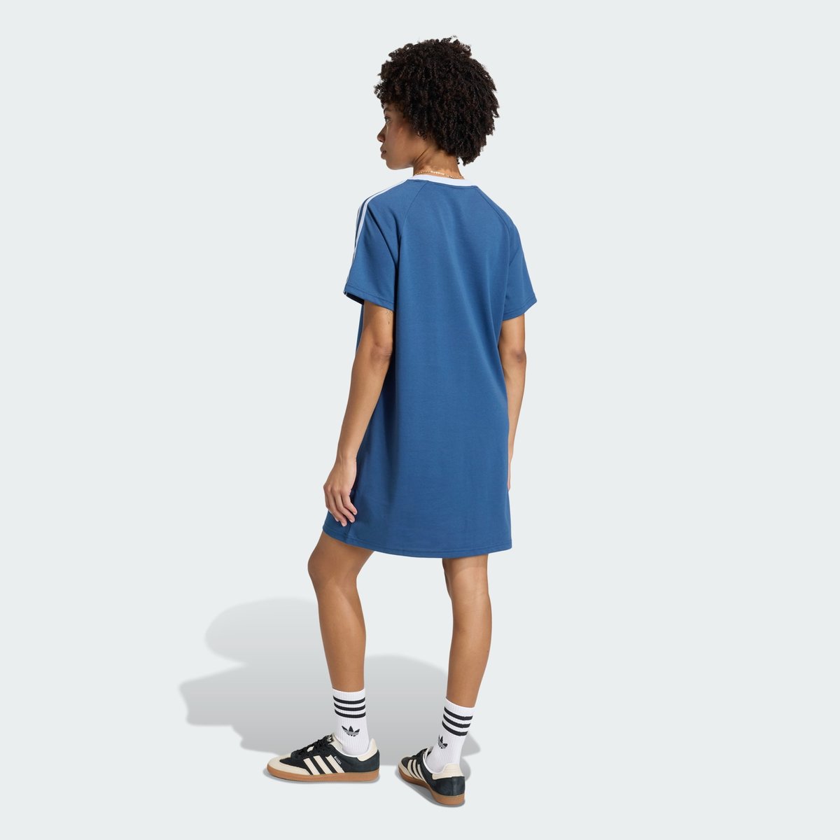 Robe Italie Originals night marine, adidas Performance