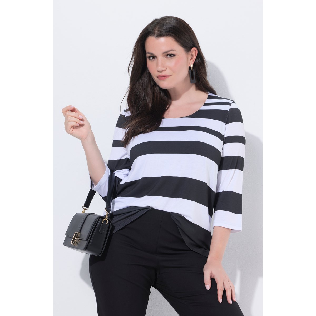 T-shirt à rayures, col rond et manches 3/4 noir, ULLA POPKEN