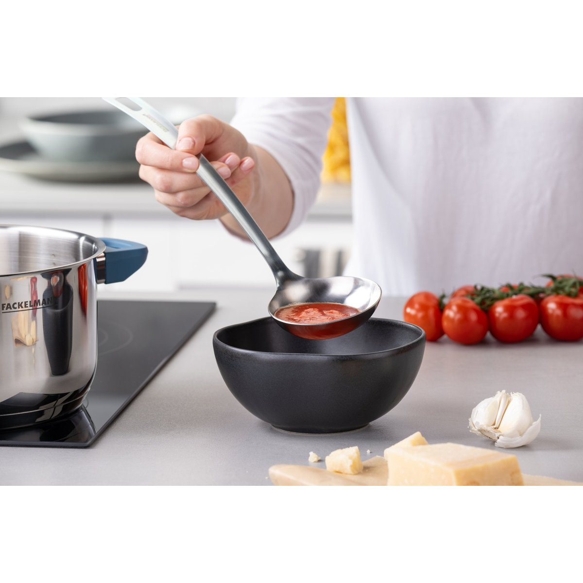 Louche de cuisine ESSENTIAL inox, FACKELMANN
