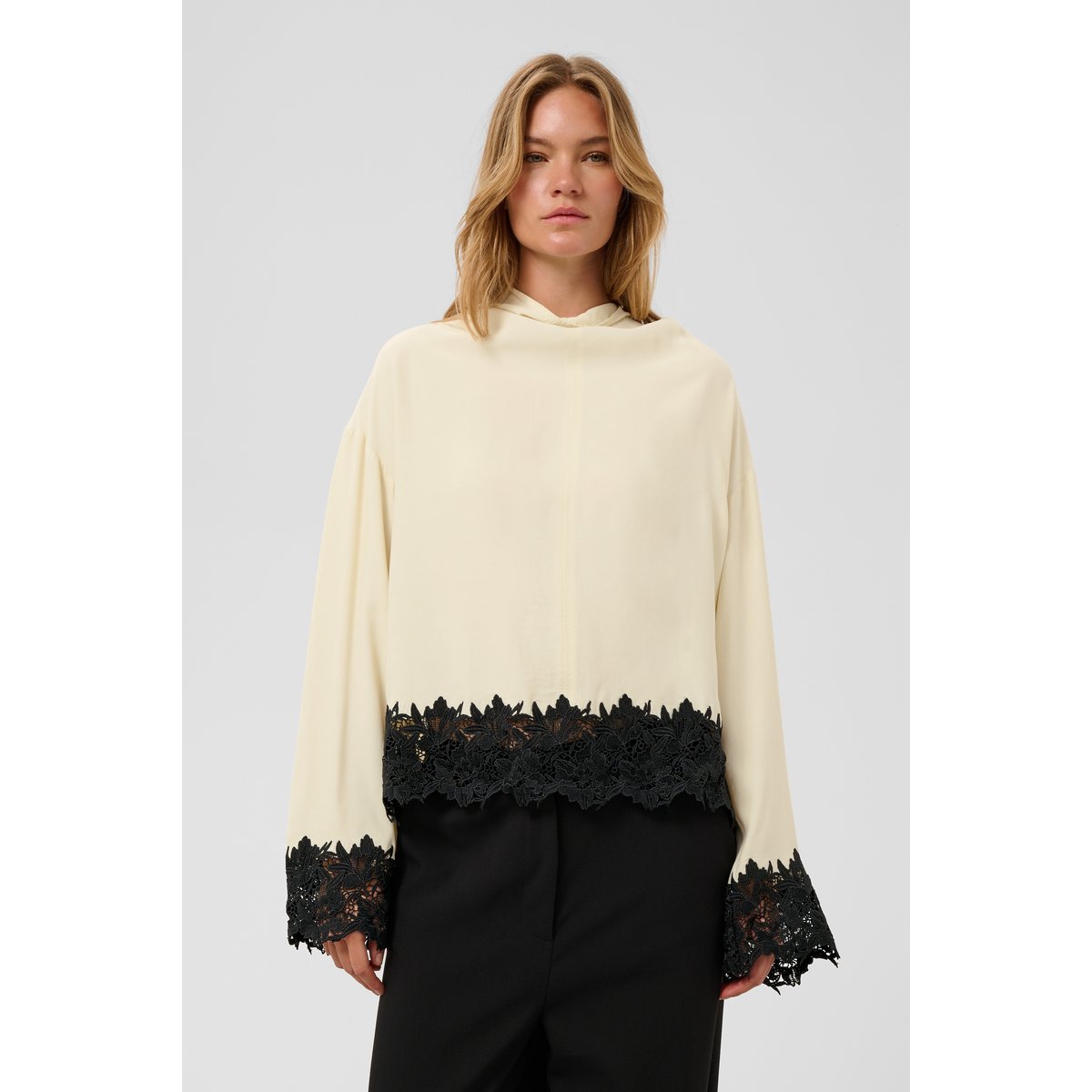 Blouse à manches longues beige pistachio shell, SOAKED IN LUXURY