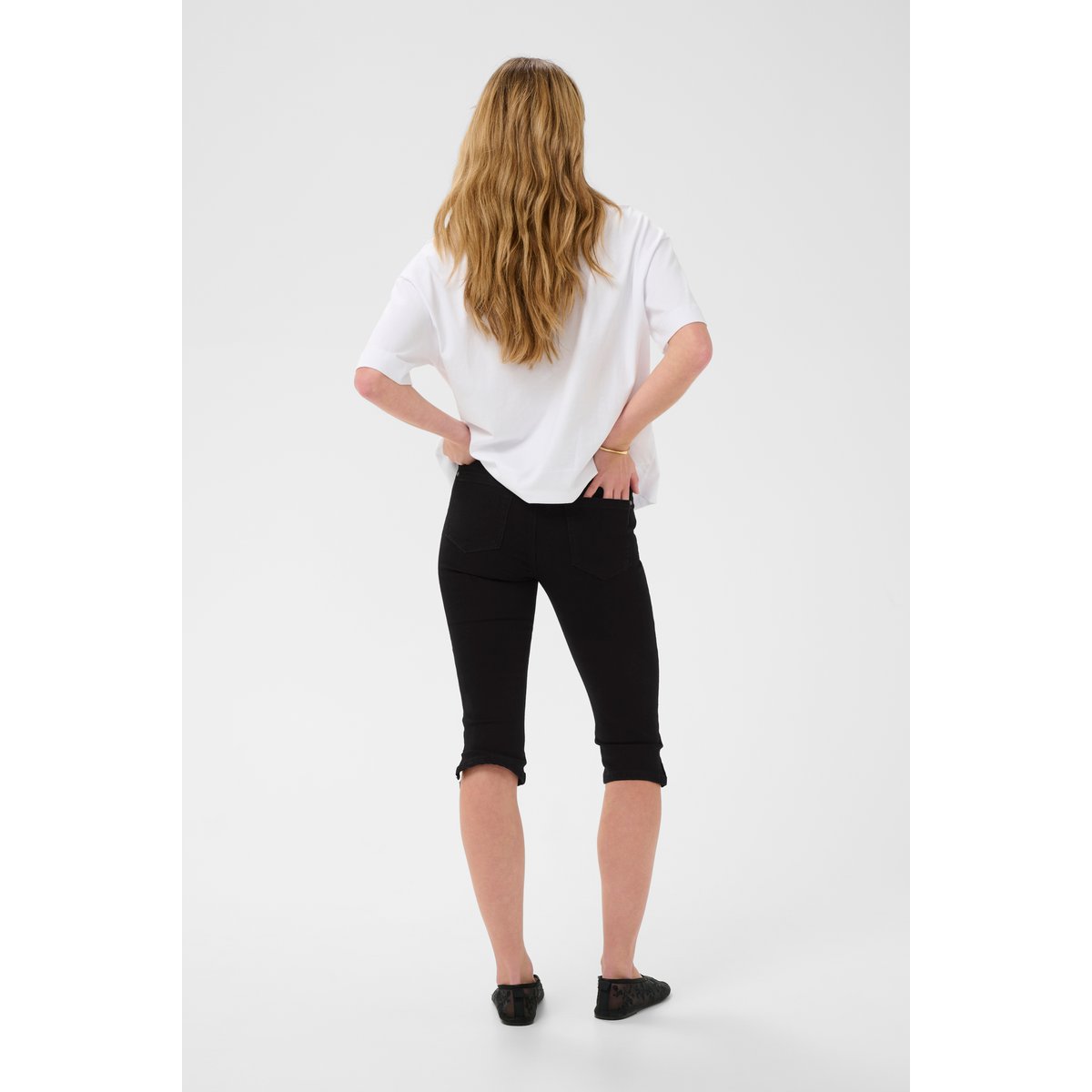 Pantalon capri en jean noir, KAFFE