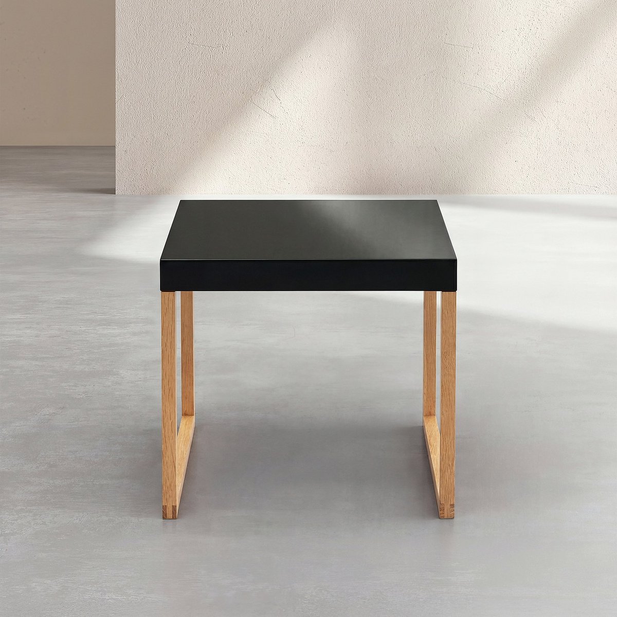 Table d'appoint en acier laqué KILO noir, HABITAT