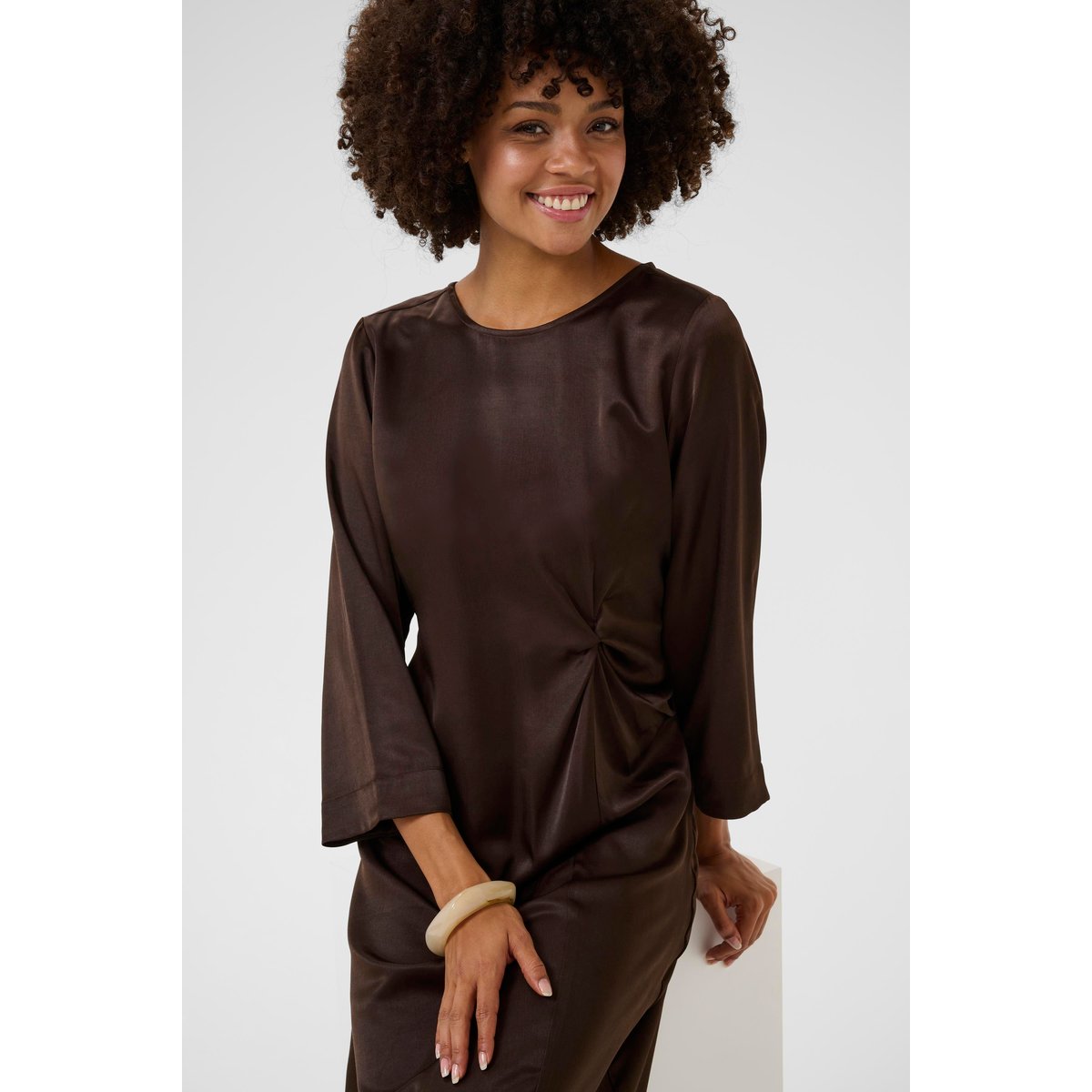 Robe marron coffee bean, CULTURE