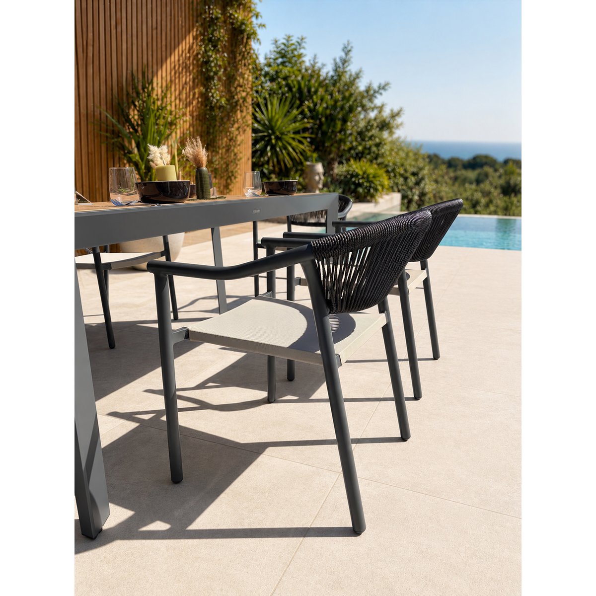 Ensemble repas de jardin 6 places en alu TONGA gris anthracite, DCB GARDEN
