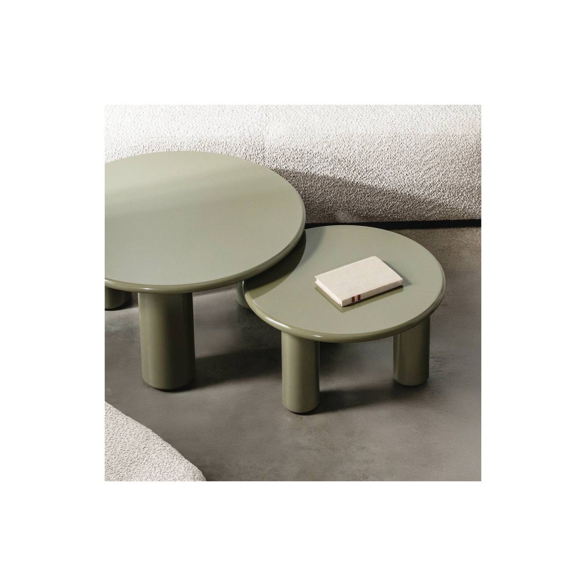Table basse ronde collection LECREL vert olive brillant, RECOLLECTION