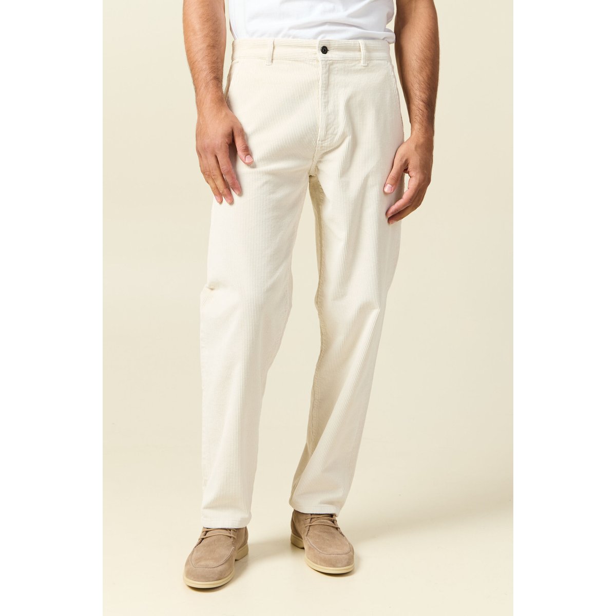Pantalon droit en velours longueur 32 ecru, BONOBO