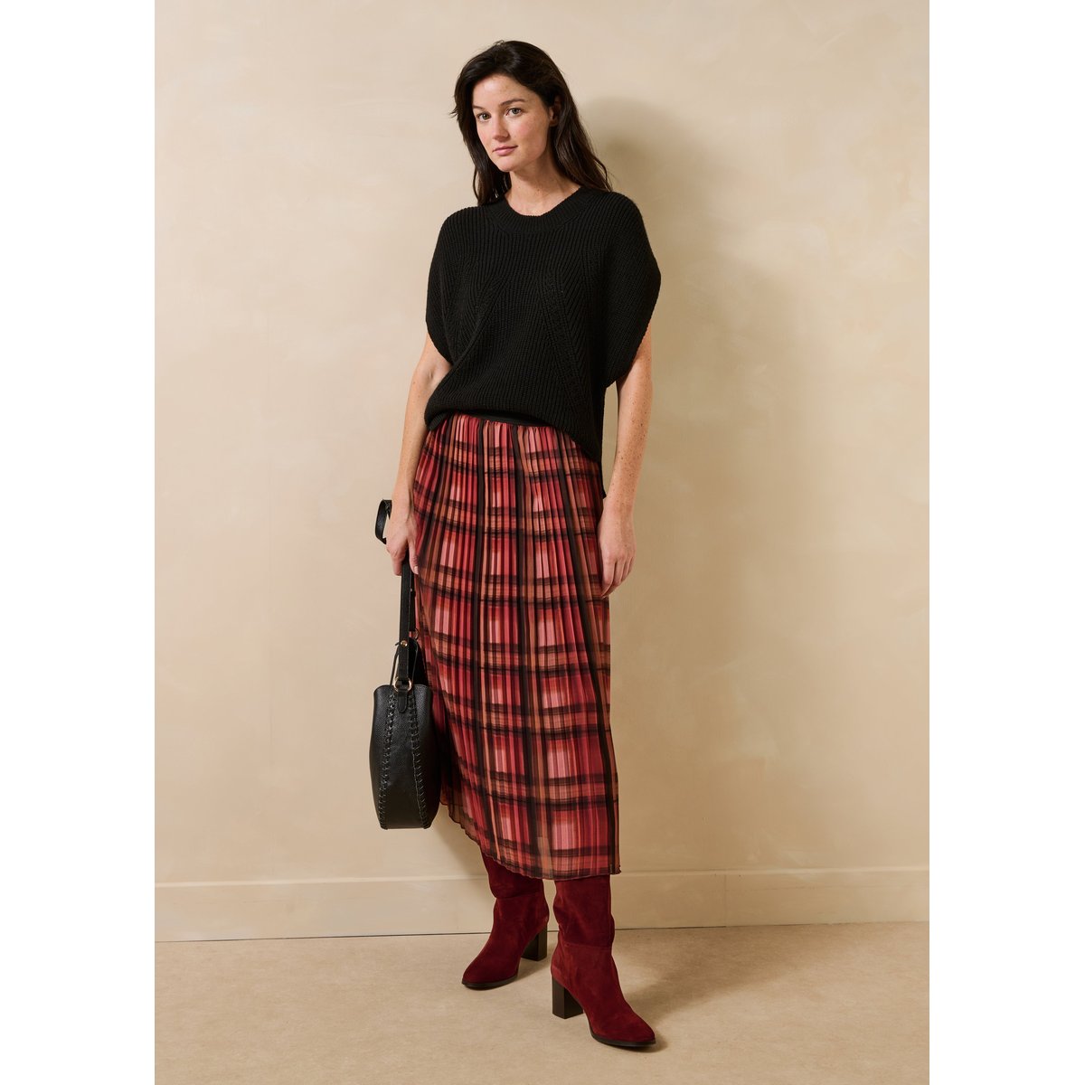 Pull ample manches courtes col rond noir, LA FEE MARABOUTEE