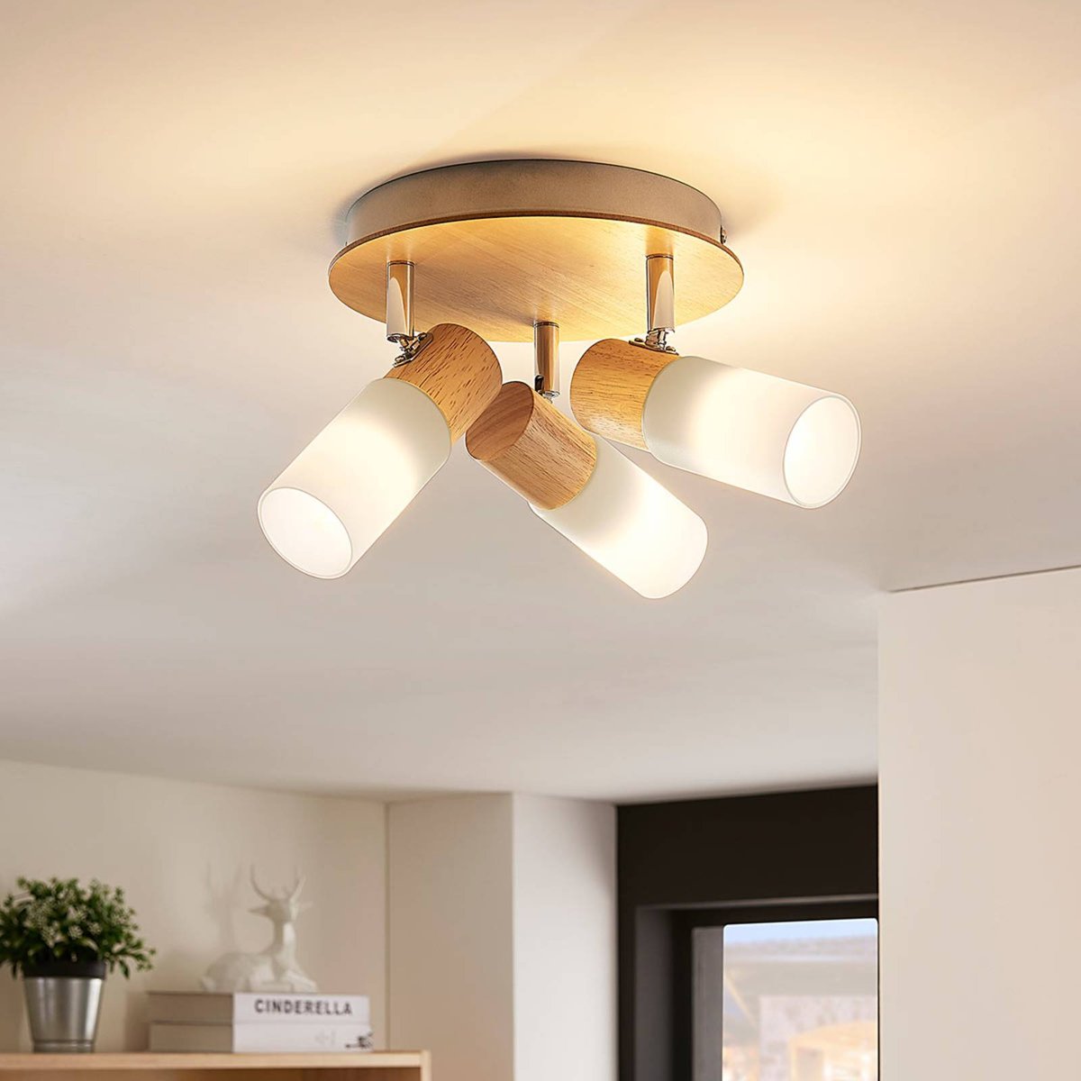 Spot en bois traditionnel, Christoph blanc, bois clair, LINDBY