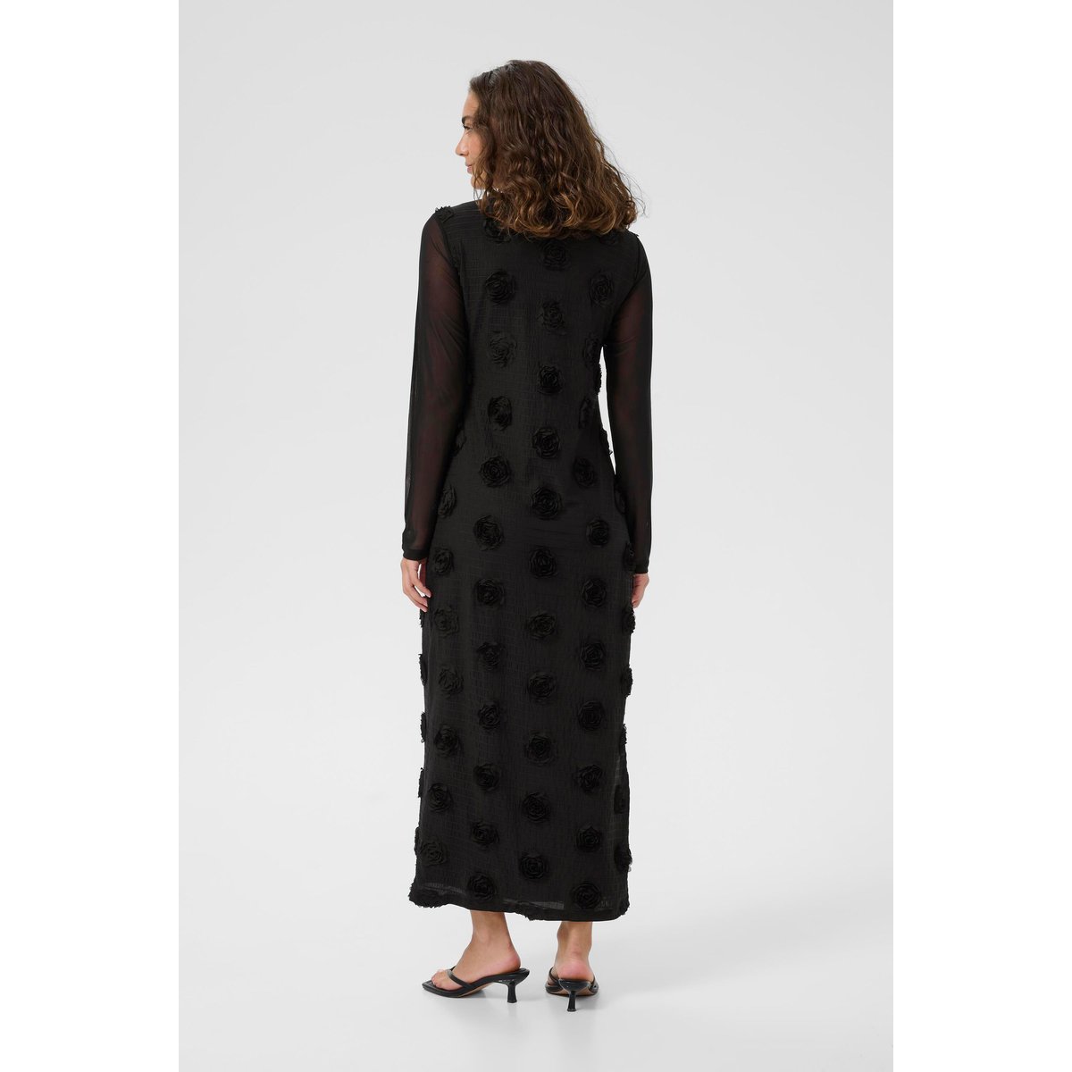 Robe noir, CULTURE