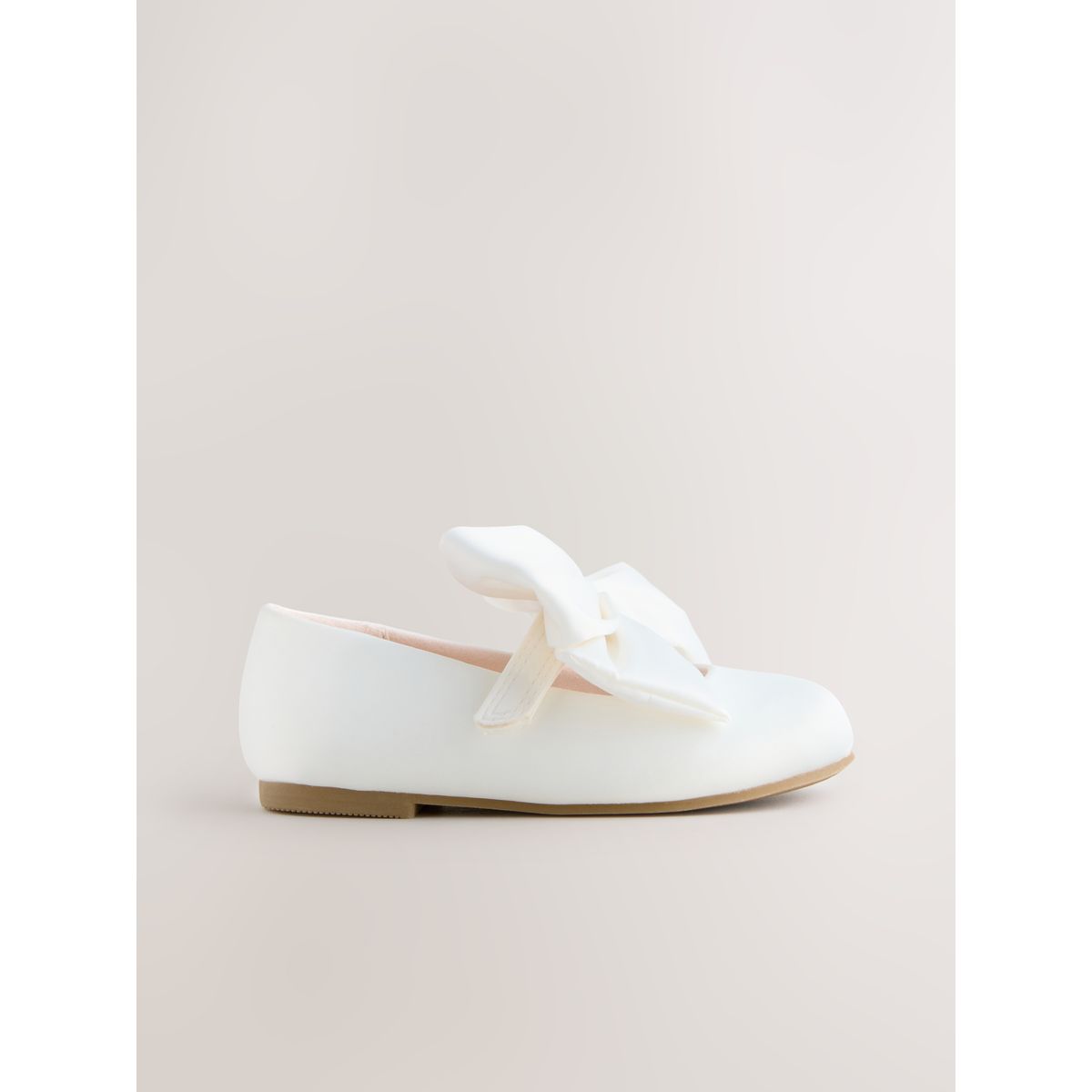 Babies avec fleur et nœud en satin blanc, NEXT