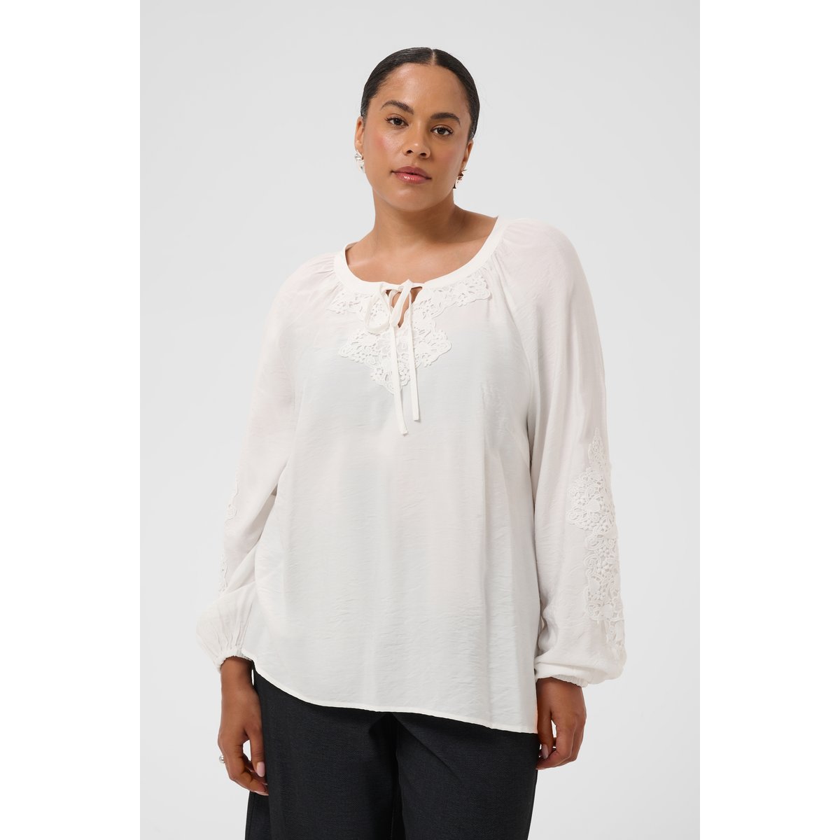 Blouse à manches longues blanc chalk, KAFFE CURVE