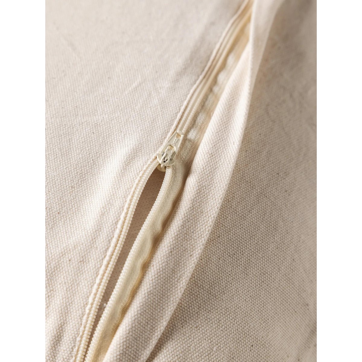 Housse de coussin tissé main DEJA noir/blanc, BENUTA