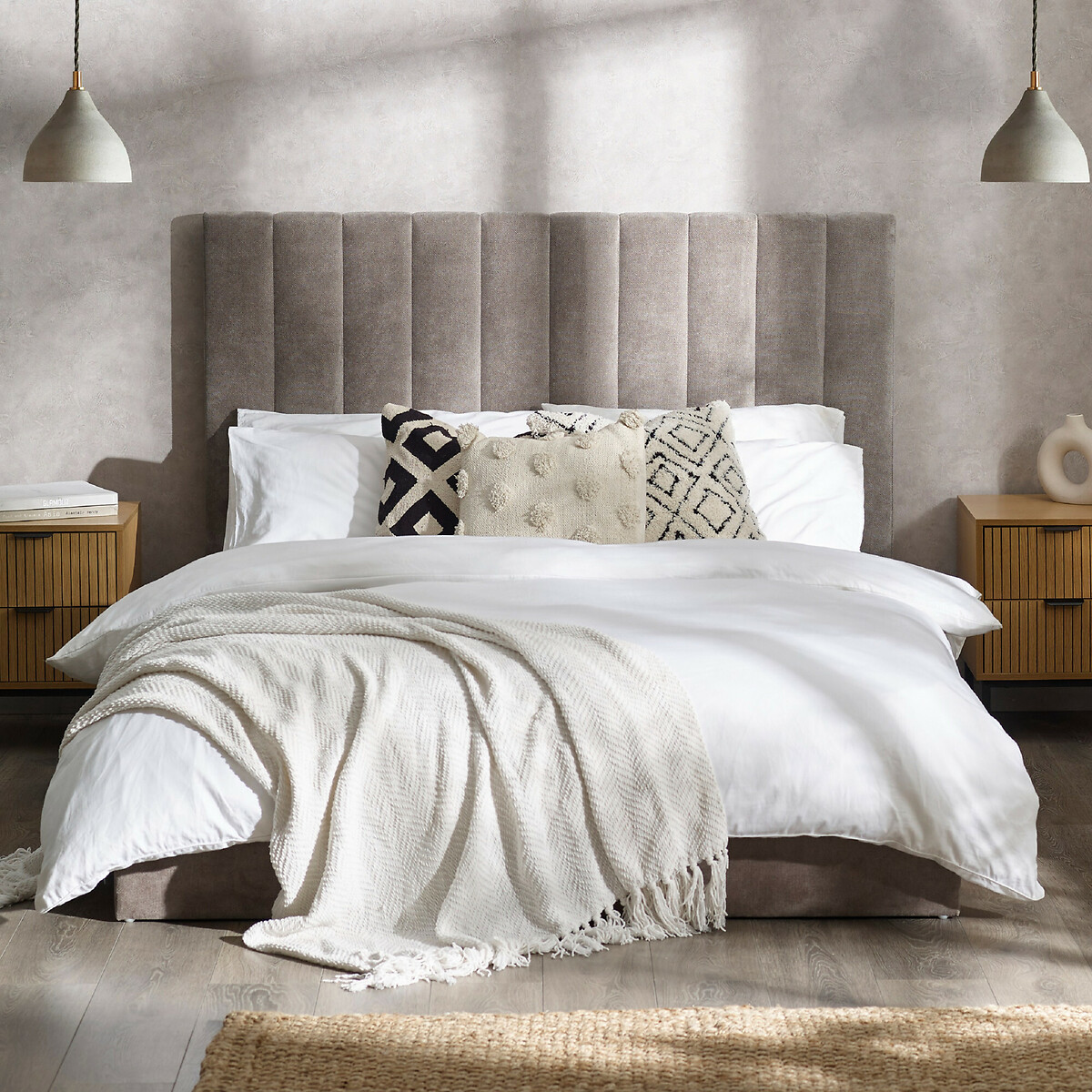 Elodie Chenille Upholstered Bed-In-A-Box grey, SO'HOME