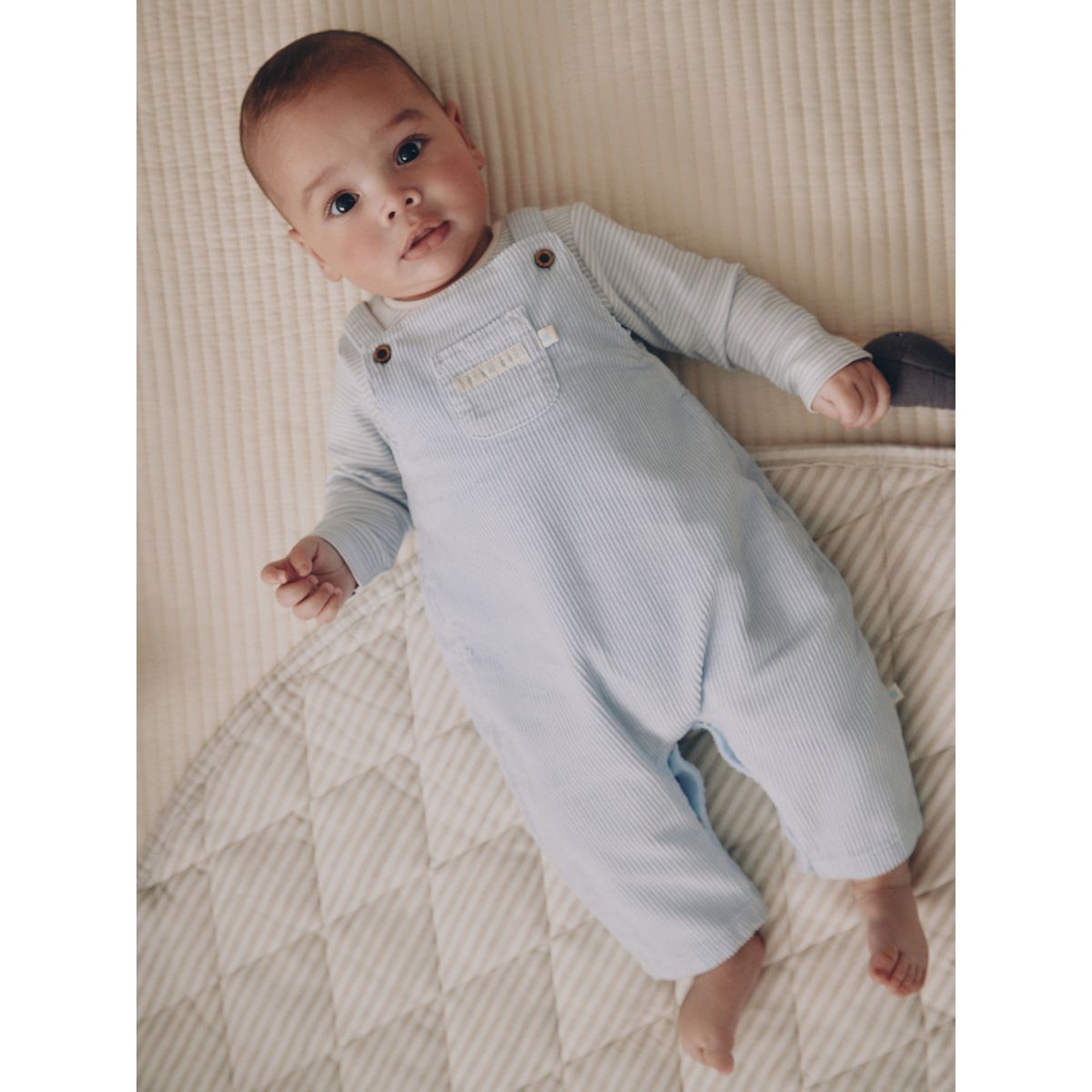 Salopette unie en velours côtelé et body bébé bleu, NEXT