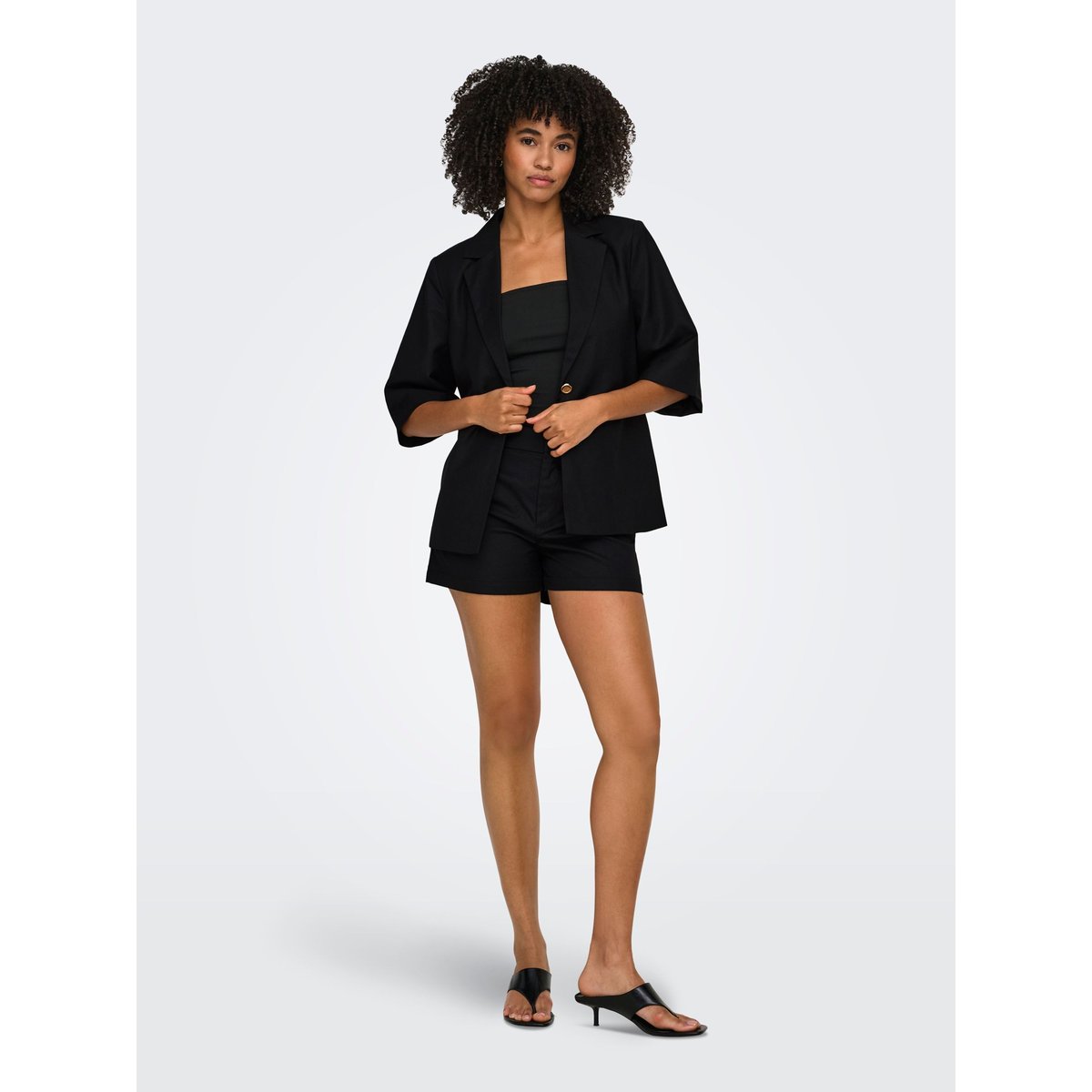 Short Casual noire - black, ONLY