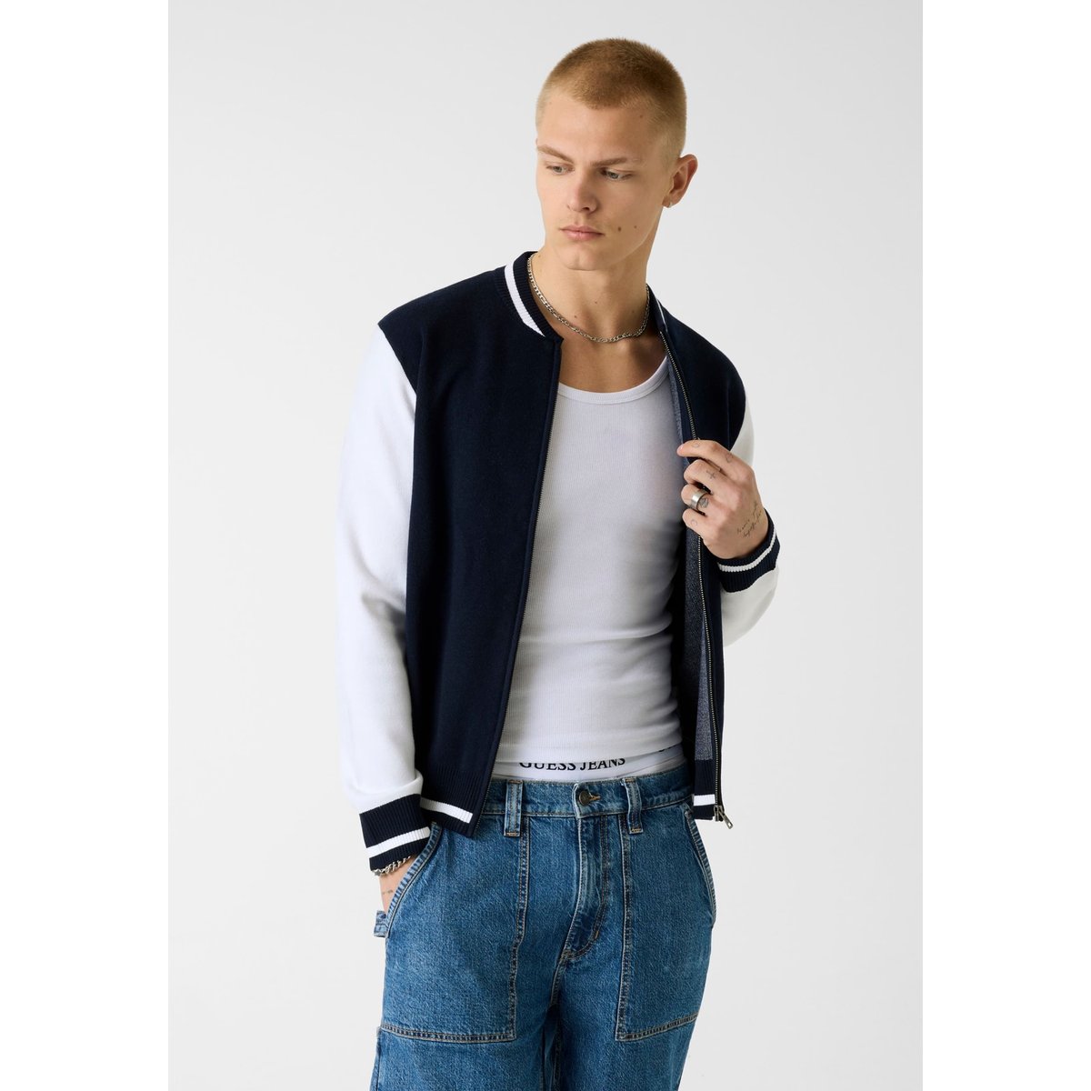 Pull Color-Block bleu, GUESS
