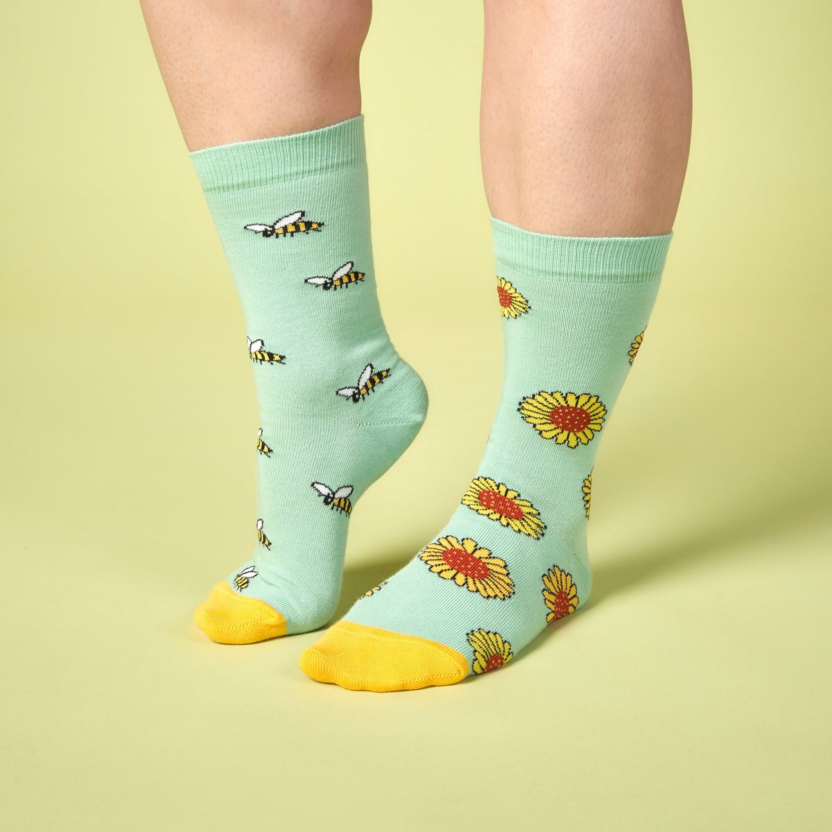 Chaussettes ABEILLE vert avec motifs abeilles et tournesols, COUCOU SUZETTE