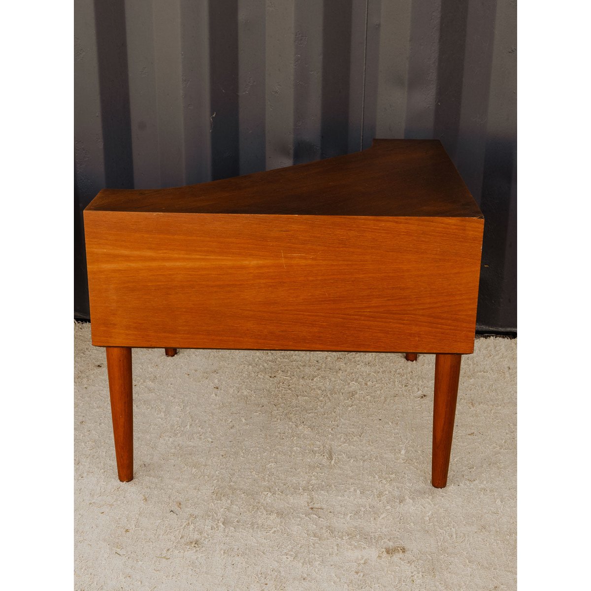 Table basse en teck Donna N°1522 - Bon état bois foncé, DEBONGOUT