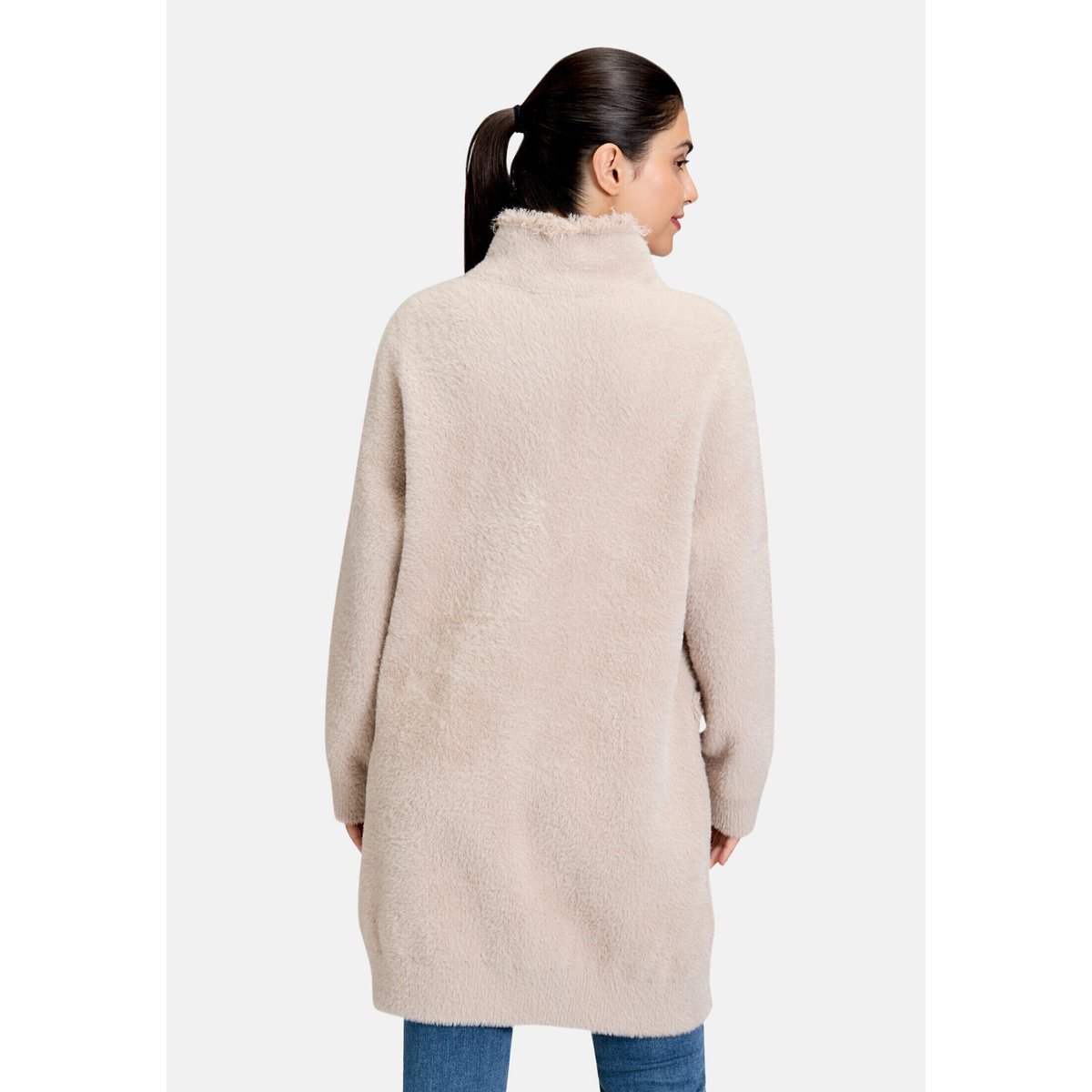 Cardigan en maille d'hiver à poche-poitrine plaquée light sand, AMBER & JUNE