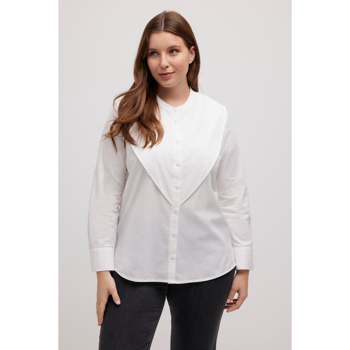 Chemisier, plastron, col montant blanc cassé, ULLA POPKEN