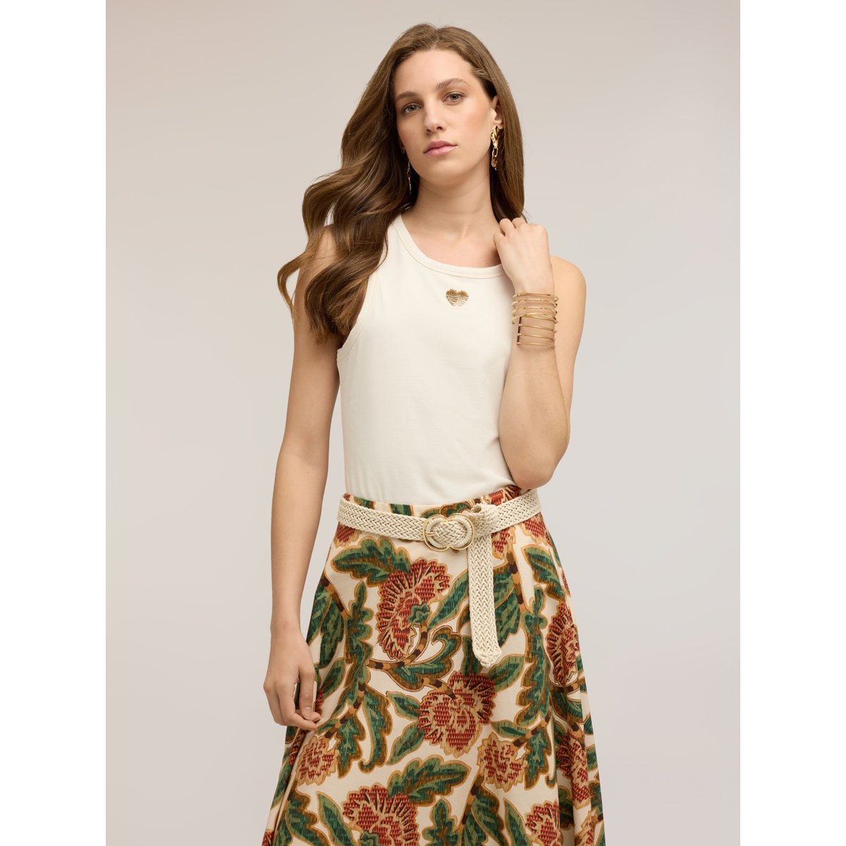 Top avec cœur en paillettes beige, MOTIVI