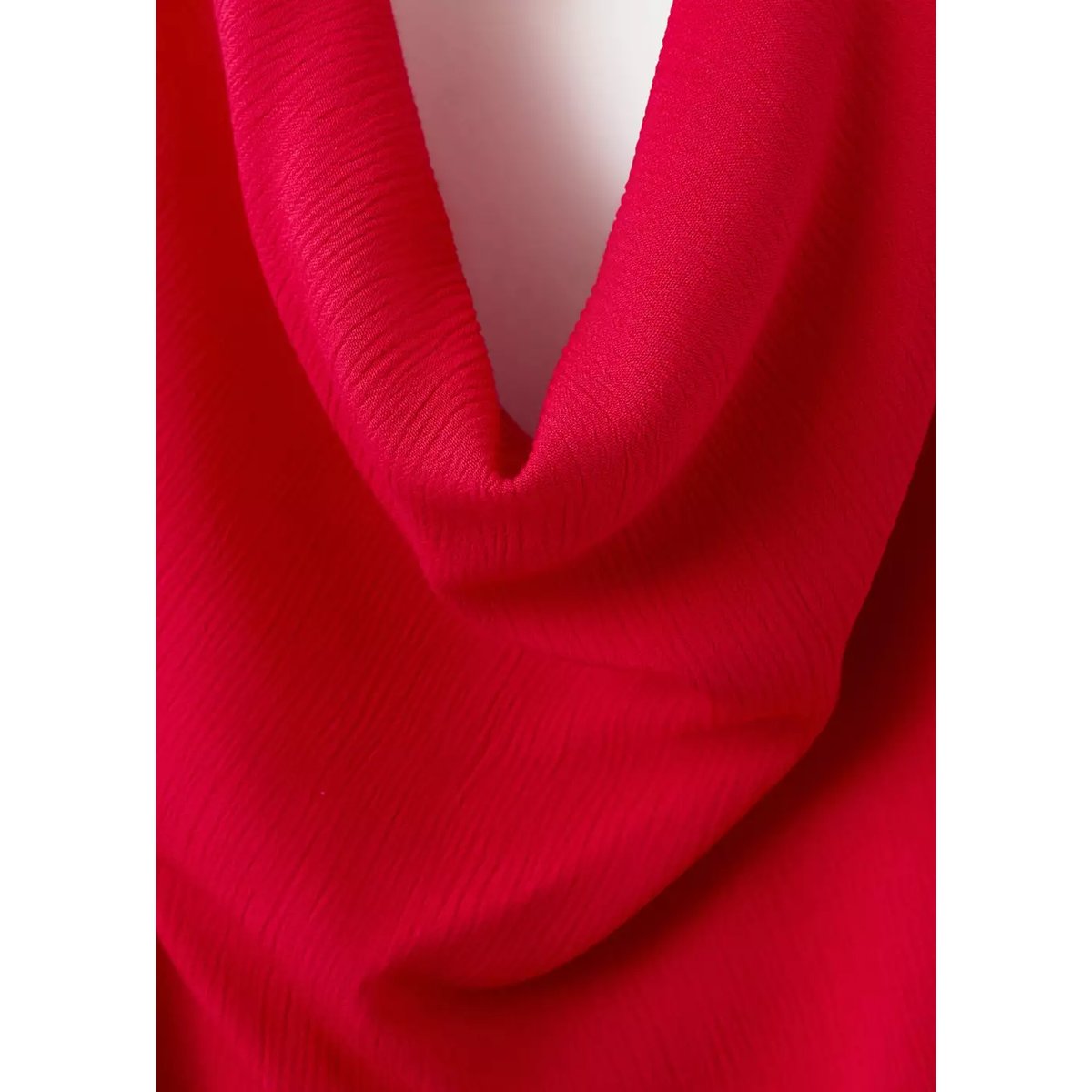 Top emmanchures américaines drapé rouge, MANGO TEEN