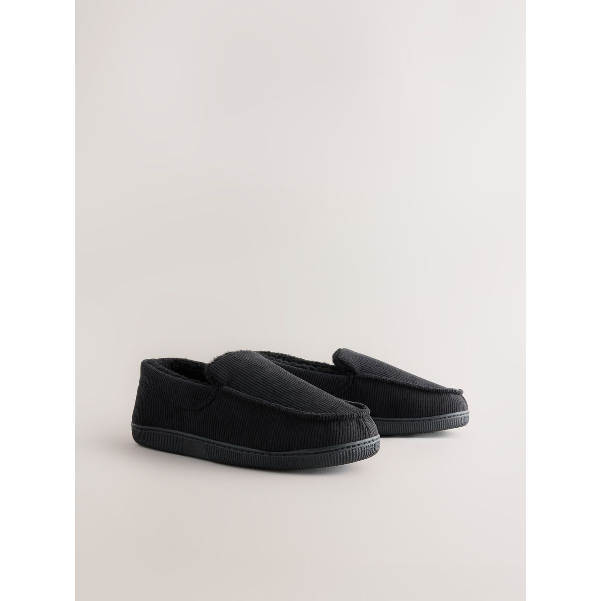 Chaussons style mocassin noir, NEXT