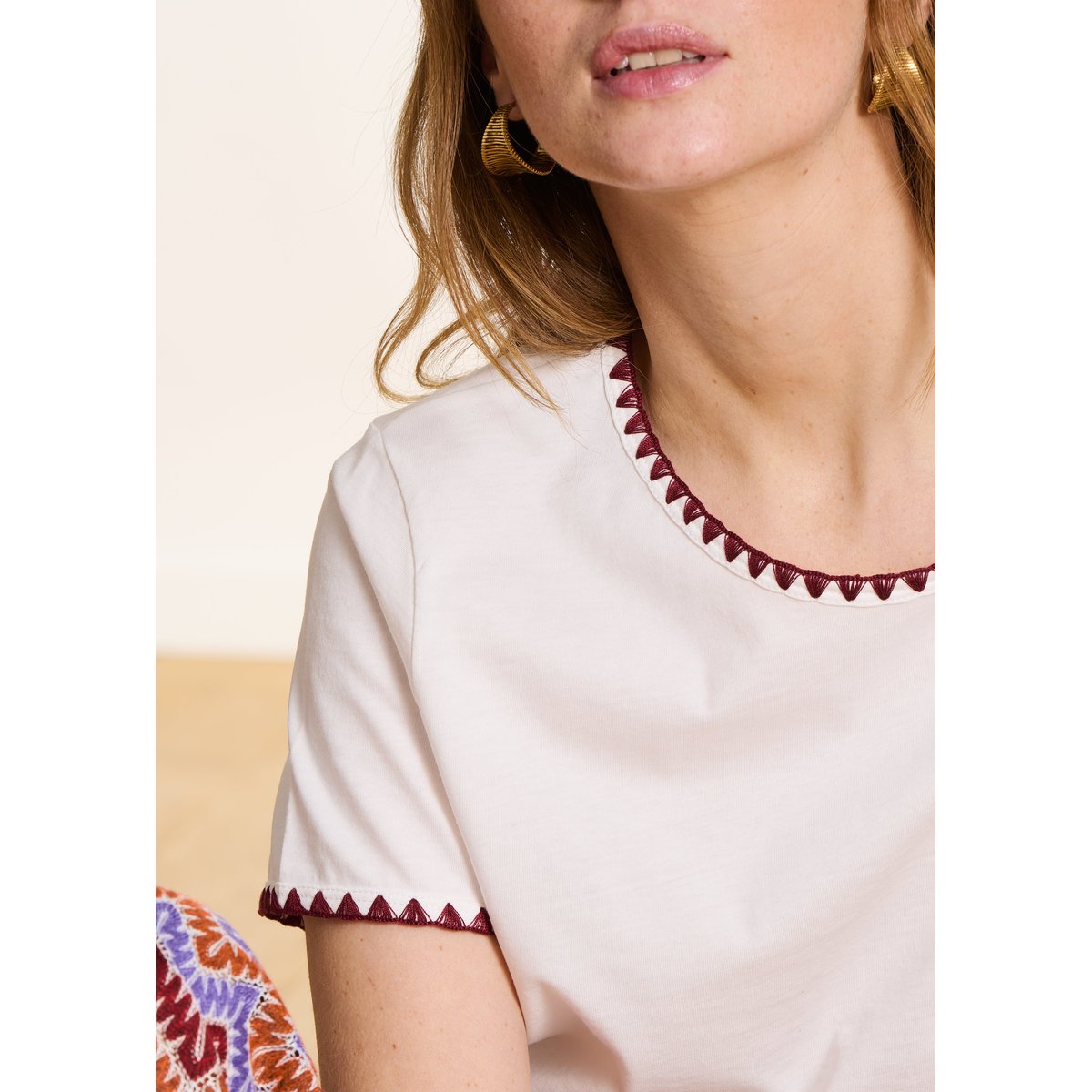 T-shirt manches courtes en coton biologique ecru/mahogany, LA FEE MARABOUTEE