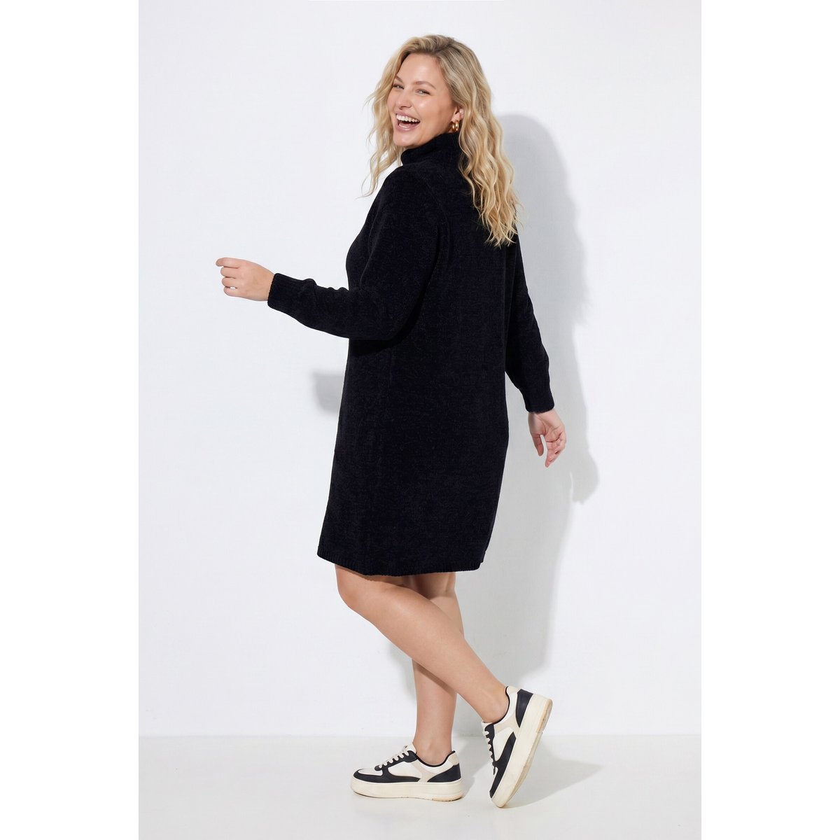 Robe en maille chenille, coupe évasée noir, ULLA POPKEN