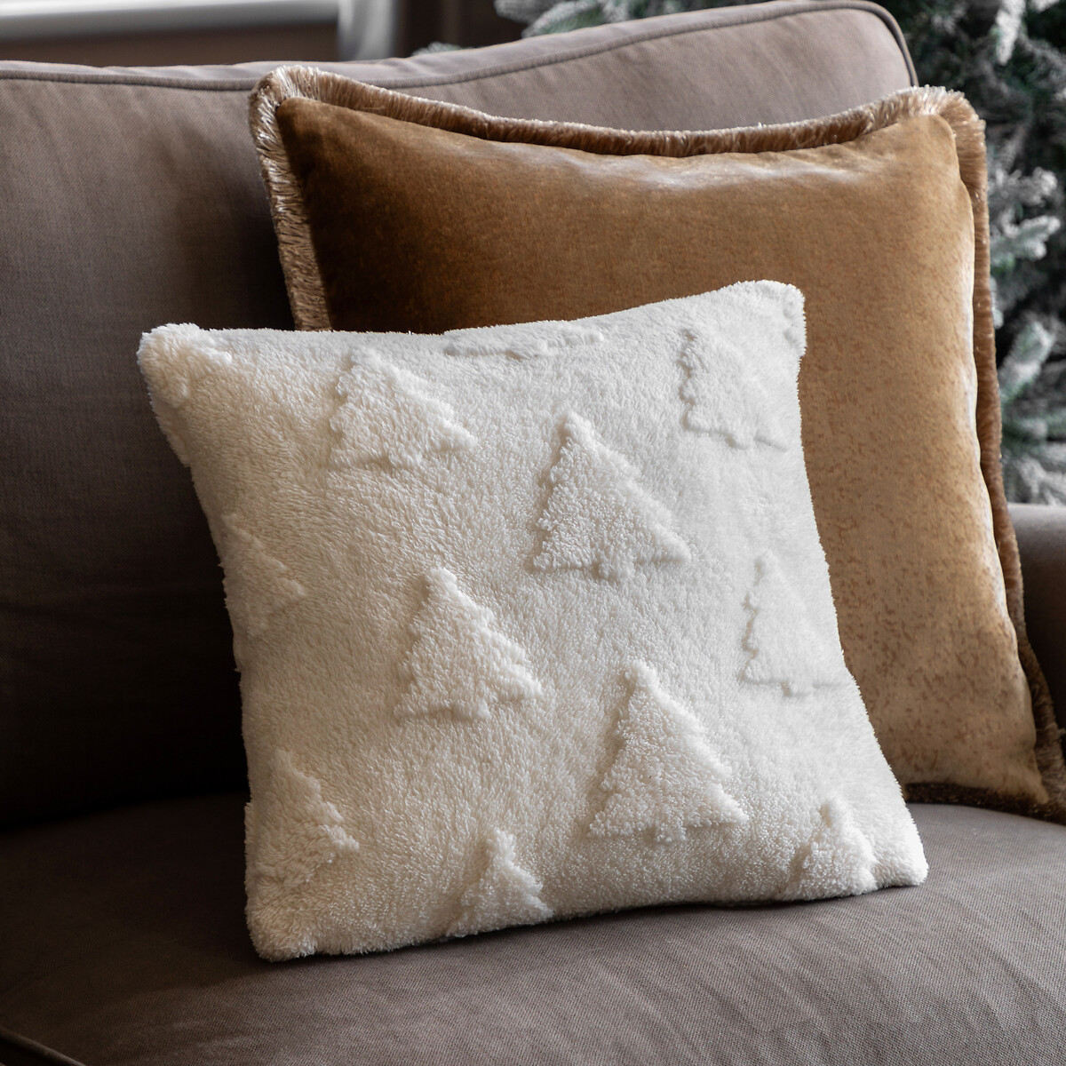 Winterglow Christmas Tree Sherpa Cushion brown , ÉDITÉ